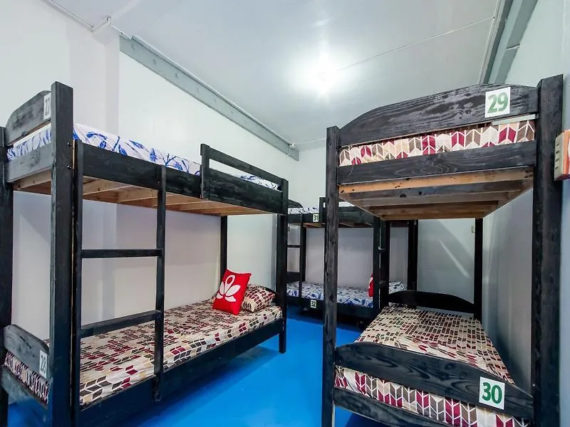 Zen Hostel Haven Backpackers Makati City